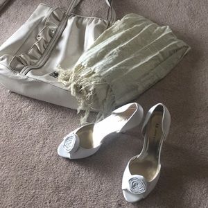 Anne Klein White heals